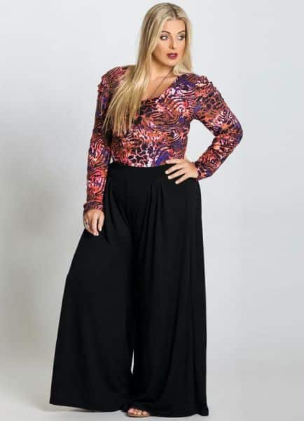 calça pantalona larga