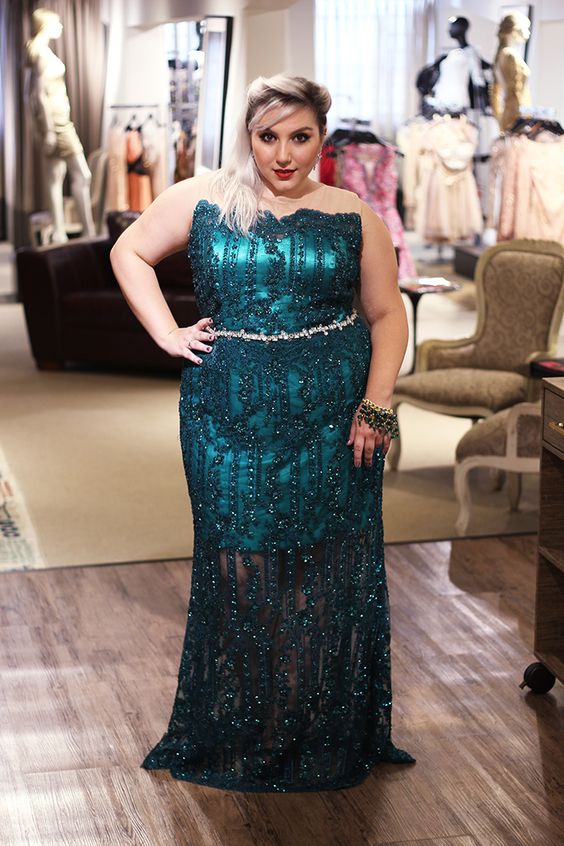 Vestidos Plus Size de Renda Longo 