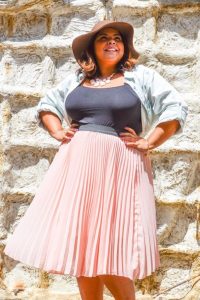saia-longa-plissada-plus-size